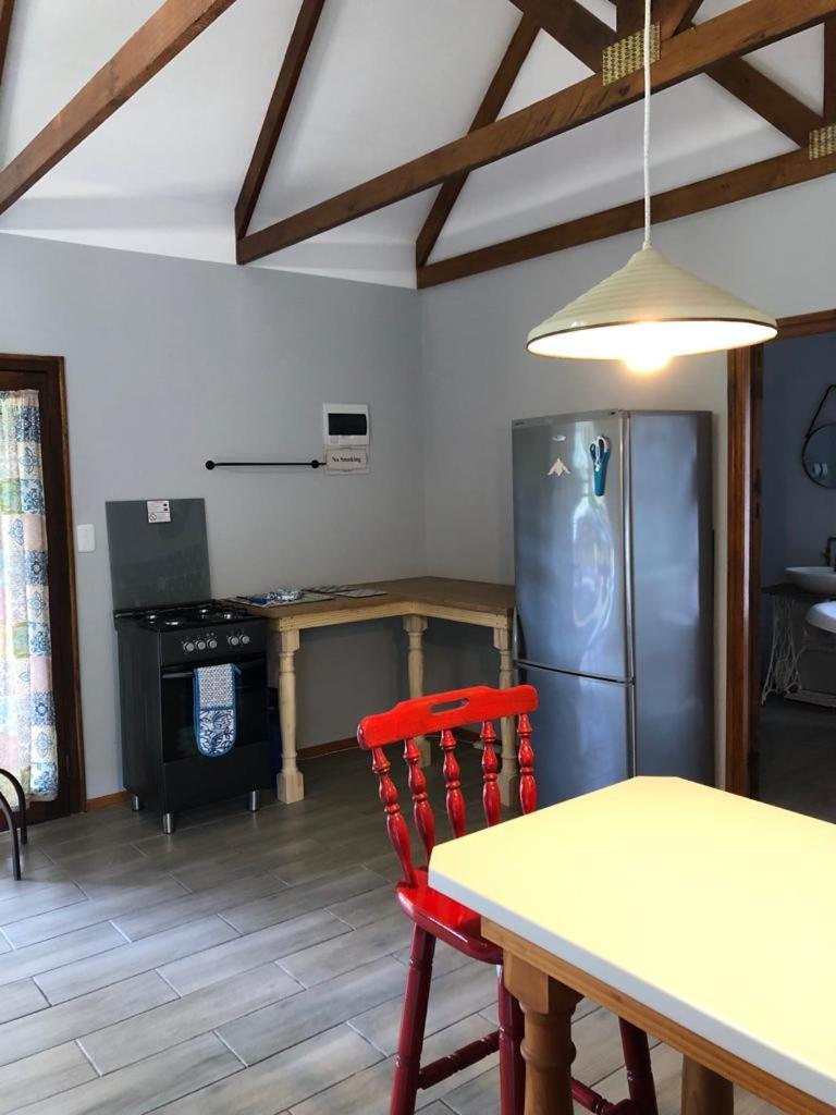 Lentelus Guesthouse George Bagian luar foto