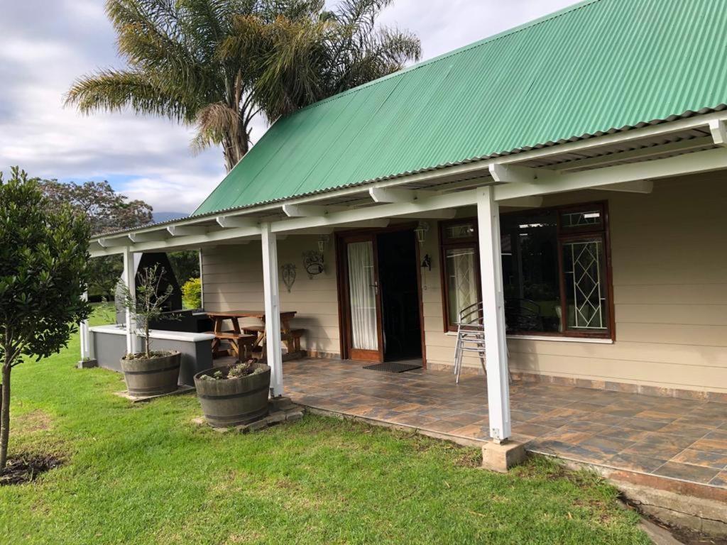 Lentelus Guesthouse George Bagian luar foto