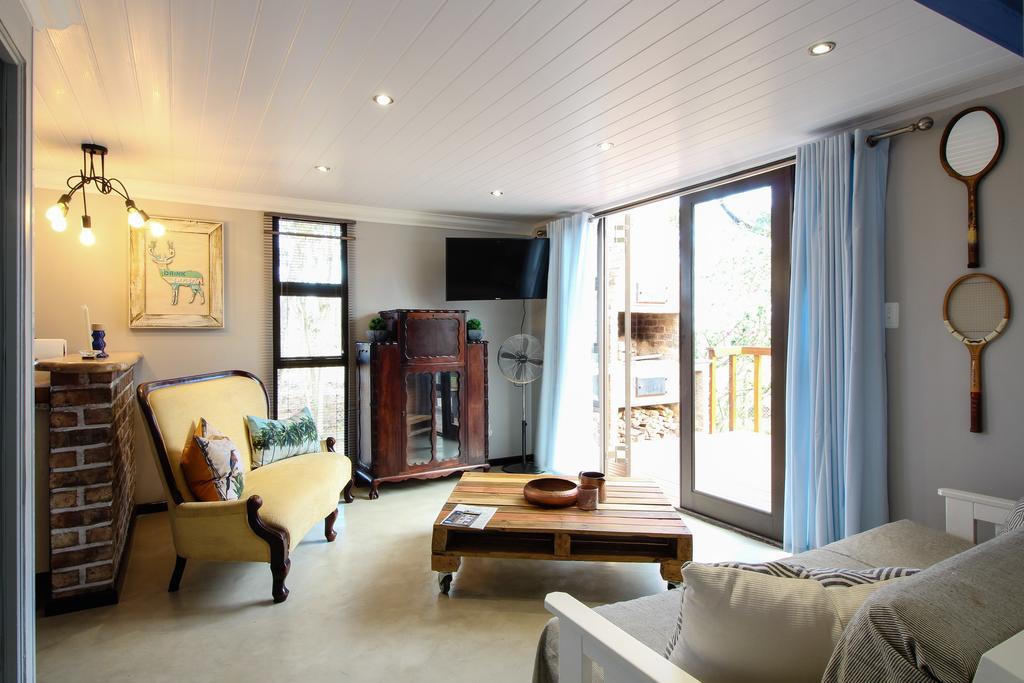 Lentelus Guesthouse George Bagian luar foto