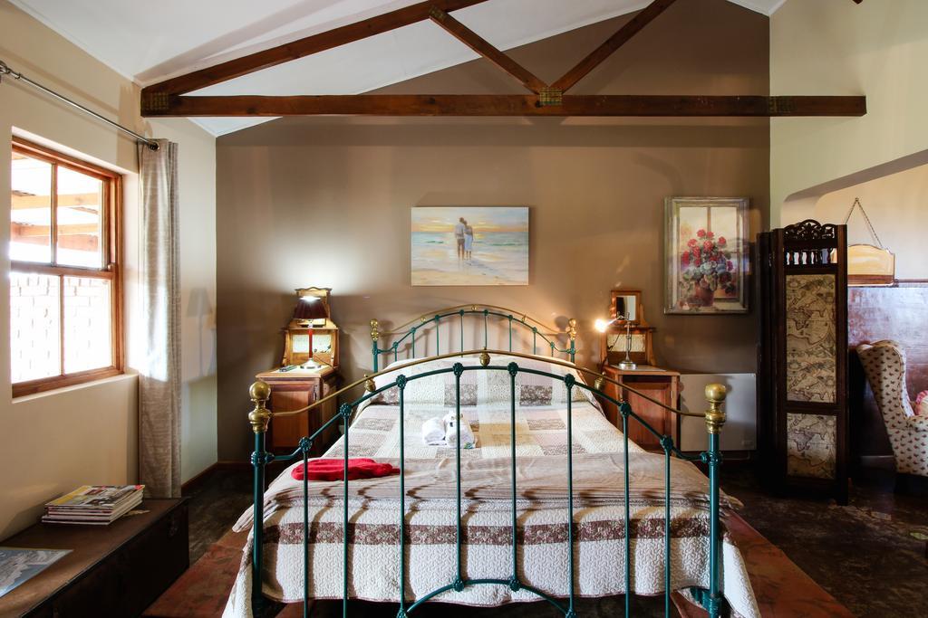 Lentelus Guesthouse George Bagian luar foto