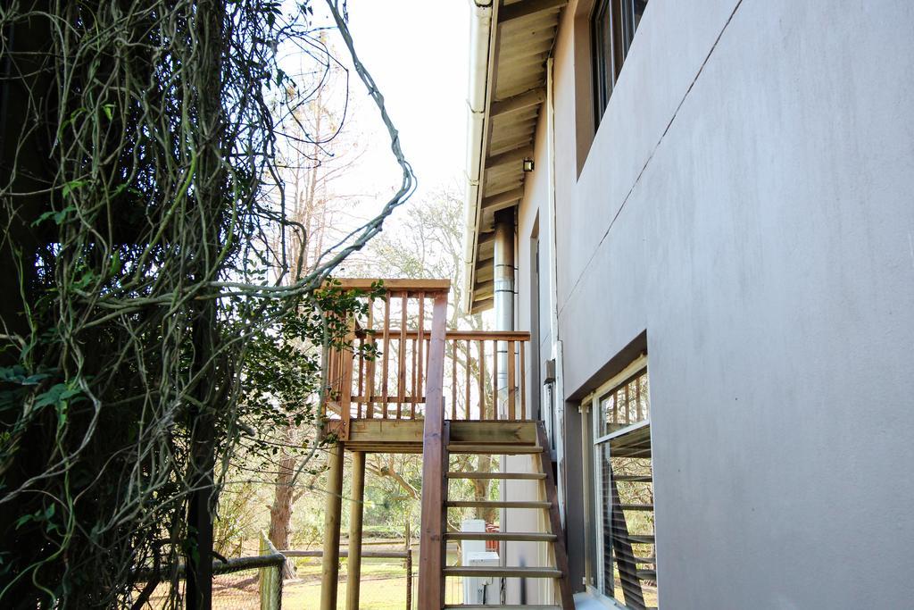 Lentelus Guesthouse George Bagian luar foto