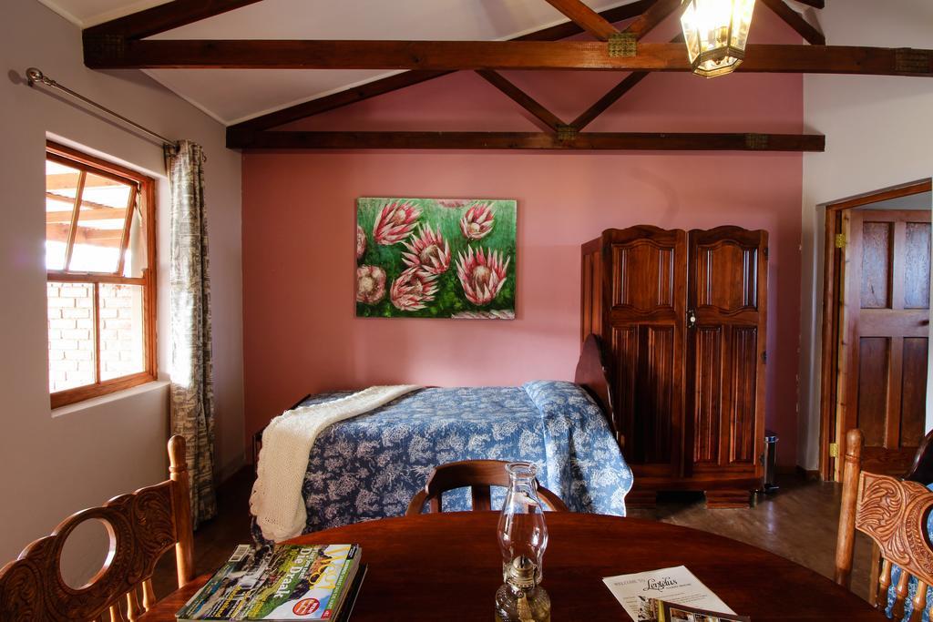 Lentelus Guesthouse George Bagian luar foto