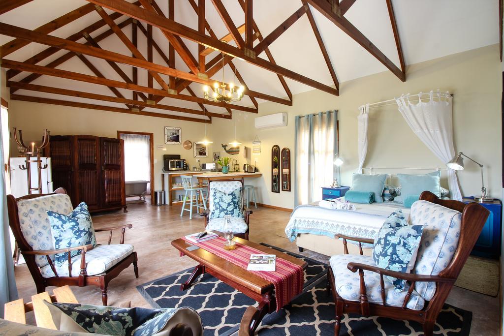Lentelus Guesthouse George Bagian luar foto