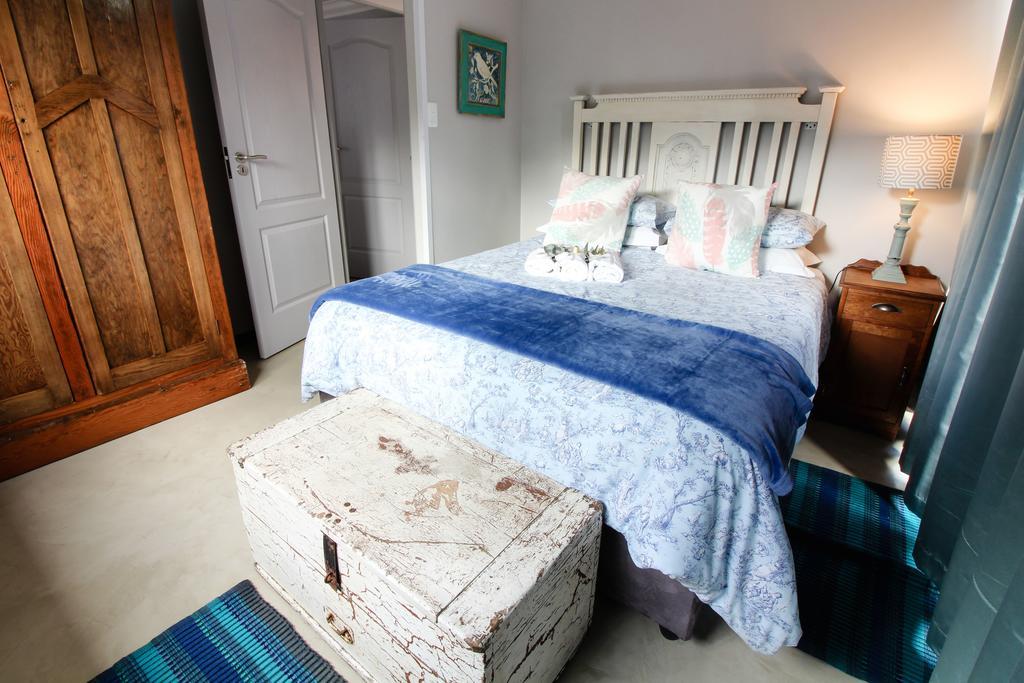 Lentelus Guesthouse George Bagian luar foto