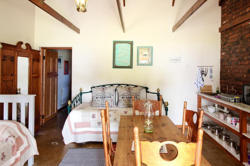 Lentelus Guesthouse George Bagian luar foto